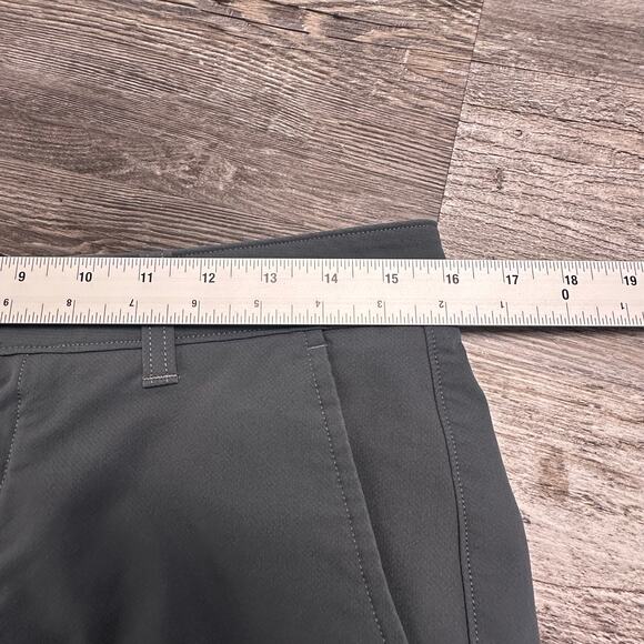 Under Armour Shorts UA Match Play Pitch Gray Mens 32 Performance Stretch Golf - Picture 6 of 10